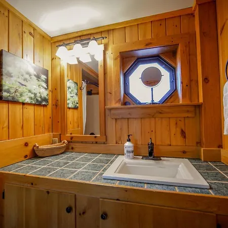 Serene Mountain Getaway, Hot Tub, Sauna, Lake View, Swim, Fish, Hiking, Ev Plugin Boone Exterior photo