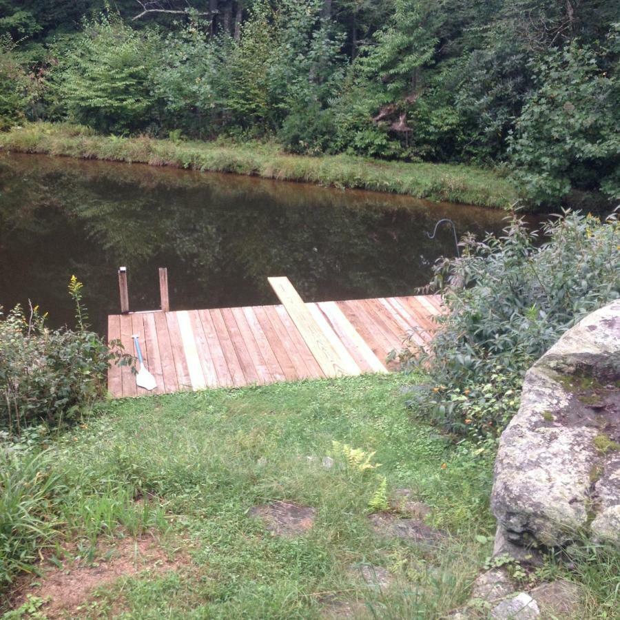 Serene Mountain Getaway, Hot Tub, Sauna, View, Swim, Fish, Hiking, Ev Plugin Boone